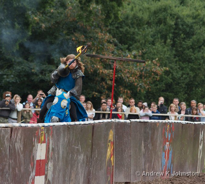 0808_40D_3756.jpg - Jousting at Warwick Castle